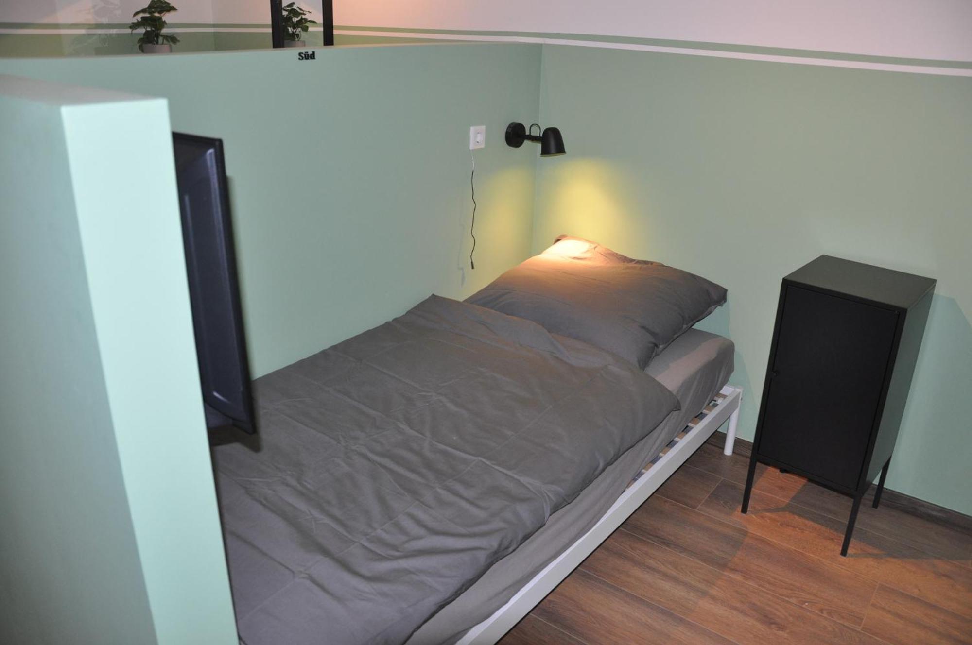 Monteurzimmer Karma Gelsenkirchen Phòng bức ảnh